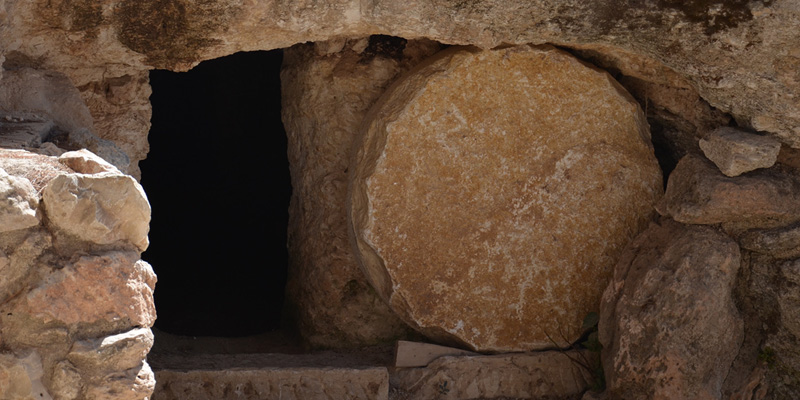 Easter-Tomb-800x400